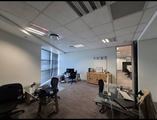 412M² OFFICE TO LET IN SANDTON CENTRAL